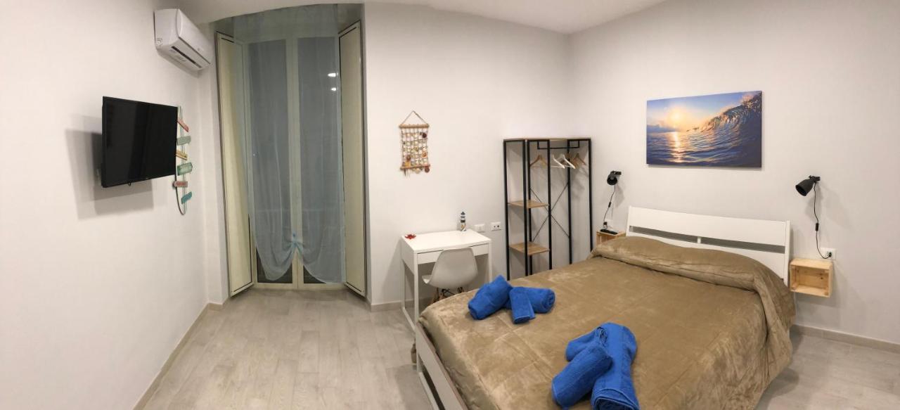 B&B Priezza Неаполь Экстерьер фото